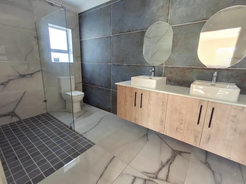 3 Bedroom Property for Sale in Lampiesbaai Western Cape